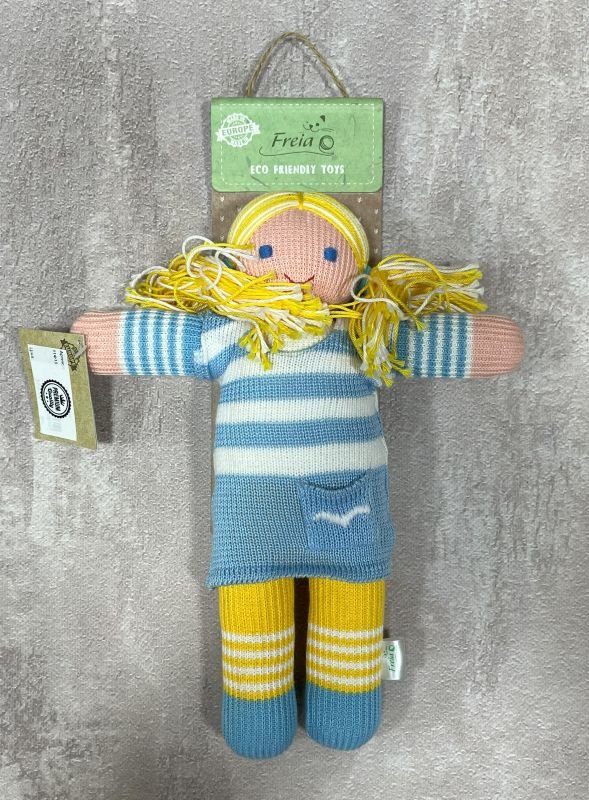 Лялька "Маринка" з екологічних матеріалів (400412) 30х20х5см