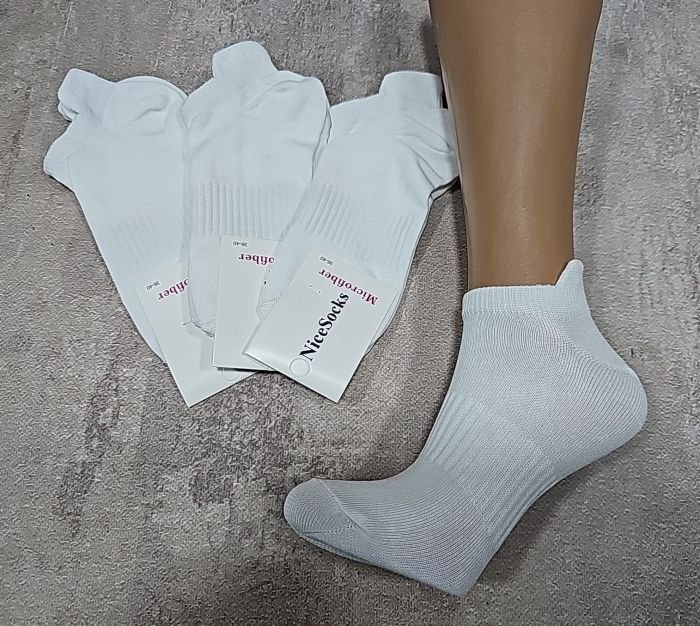 Шкарпетки "NiceSocks" 421-WHITE мікрофібра жіночі, р. 36-40 -(Білі з виступом /язичком ззаду + посередині гумка фіксатор) -уп. 10 шт