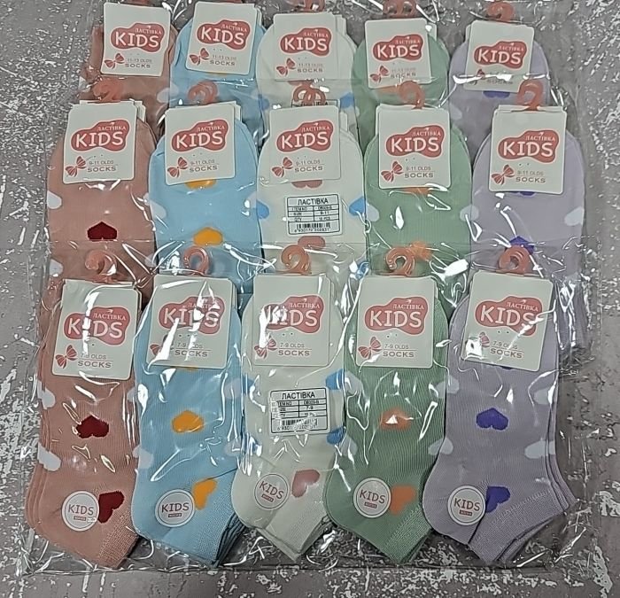 Шкарпетки "Ластівка" D-8009-В стрейч /cotton дитячі р. 11-13 років -(Укорочені/ однотонні у великі кольорові серця) -уп. 10 шт