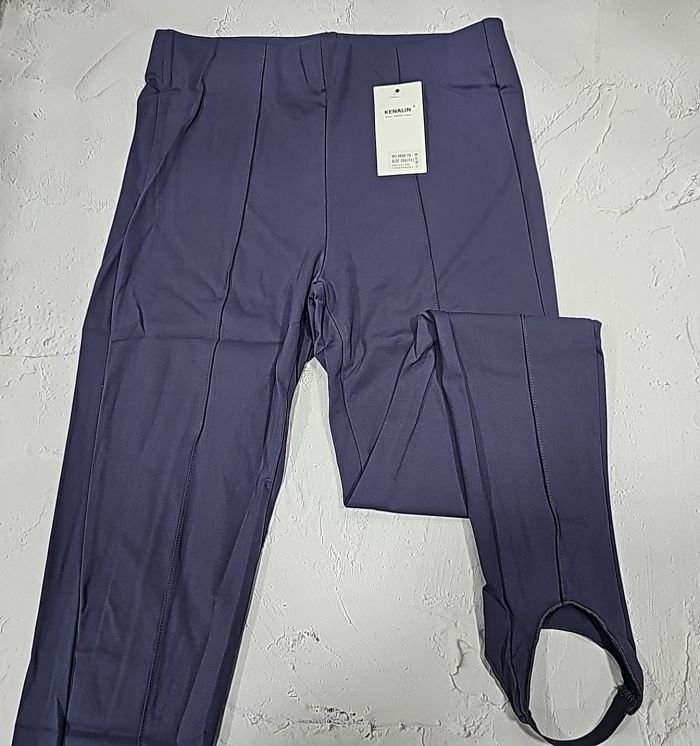 Лосини "KENALIN" 9600-7 з еластичної тканини дайвінг, низ зі штрипкою на резинці +спереду строчка, р. S/m-(42-44), l/xl-(44-46), 2xl/3xl-(46-48) -(Сіро-лавандові)