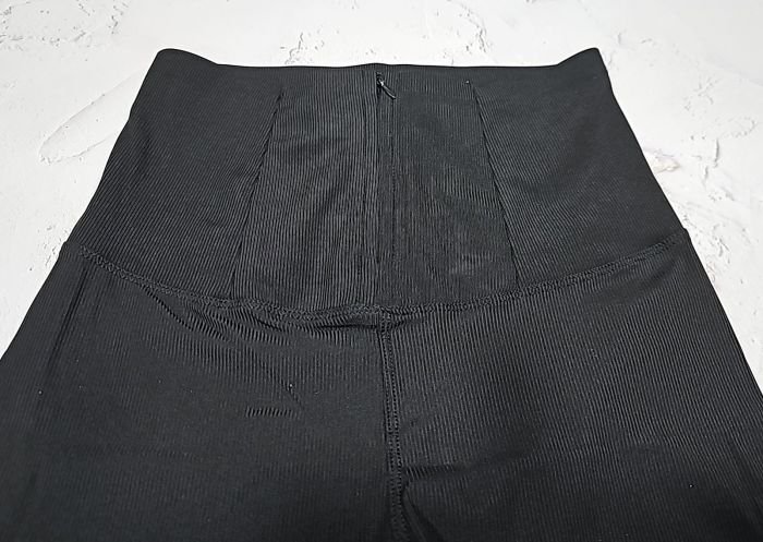 Лосини "Kenalin" №:D3 демі з еластичної тканини у дрібний рубчик +зверху коригуючий корсет на блискавці та в середині з підкладкою з додатковими гачками, р. L/XL-(46-48), 2XL/3XL-(48-50) -(чорні /Д3)