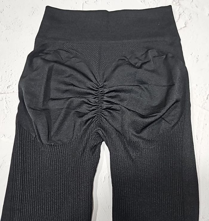 Лосини "Ластівка" 3110-1 /(325) безшовні еластичні в рубчик з ефектом пуш-ап (Push-up) та з підтримкою сідниць, р. S/M-(44-48) -(чорні)