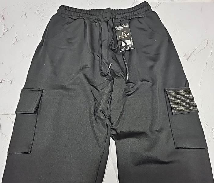 Прогулянкові штани "Kenalin" 9670-7 низ на широкому манжеті +з боків накладні кишені одна з яких у камінчиках, р. 2XL/3XL-(46-50) -(чорні)