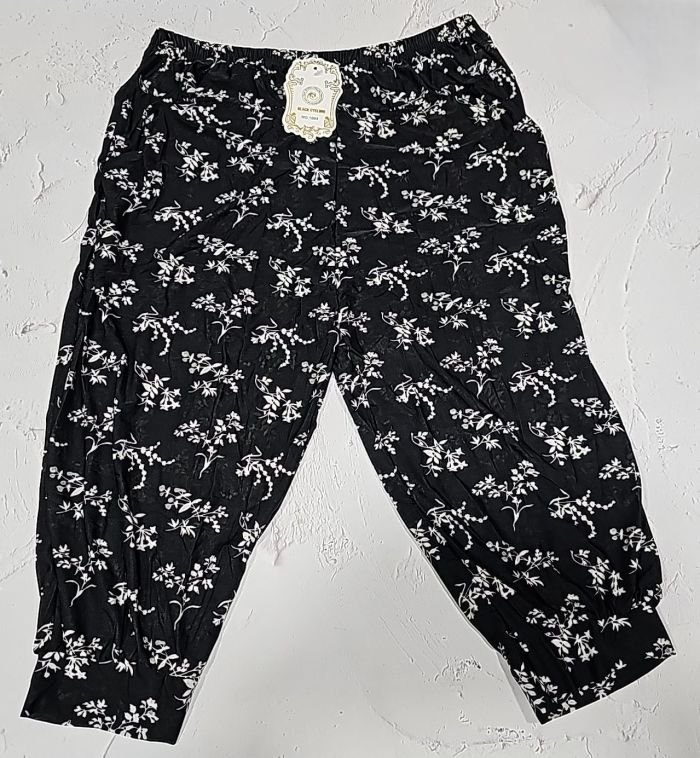 Бриджі-султанки "Black Cyclone" 1004 "холодок" з легкої шовковистої тканини +з боків кишені +низ на манжеті, р. 46-50 -(без вибору забарвлення!!!)