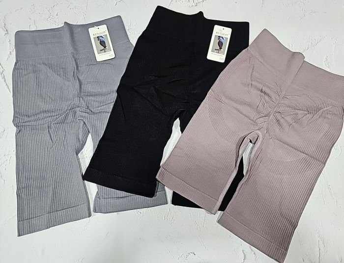 Треки /велосипедки "Kenalin" 0512 подовжені безшовні в рубчик з ефектом пуш-ап (Push-up), р. L/4XL-(44-50)