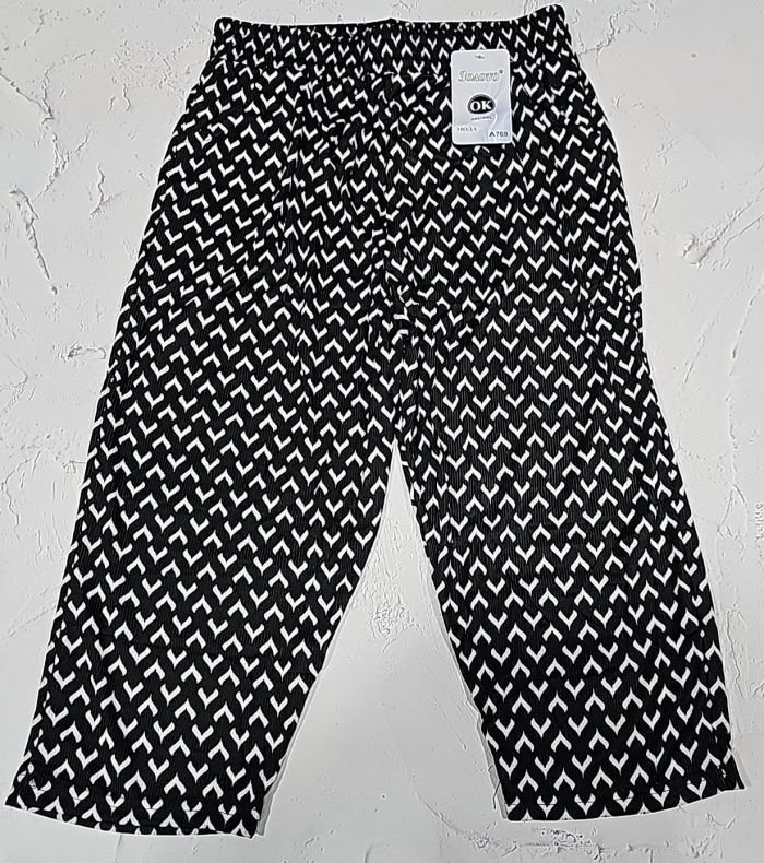 Бриджі-султанки "ЗОЛОТО" 769 у рубчик з легкої шовковистої тканини +з боків кишені, р. 3XL/6XL-(46-50) -(Чорно-білий мікс -без вибору забарвлення!!!)