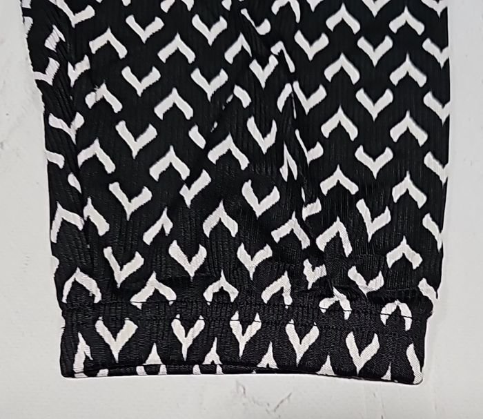 Лосини-султанки "ЗОЛОТО" 768 у рубчик з легкої шовковистої тканини +з боків кишені, низ на гумці манжеті, р. 3XL/6XL-(46-50), 7XL/10XL-(52-56) -(Чорно-білий мікс -без вибору забарвлення!!!)