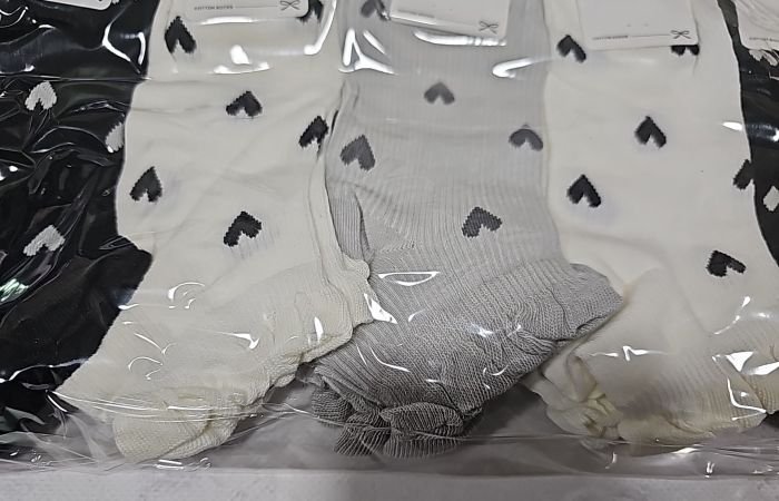 Шкарпетки "DMDBS" BJ-539 стрейч /cotton жіночі, р. 36-41 -асорті -(Укорочені /однотонні -три кольори в тоненький рубчик +серця по всій шкарпетці +хвиляста окантовка на резинці) -уп. 10 шт