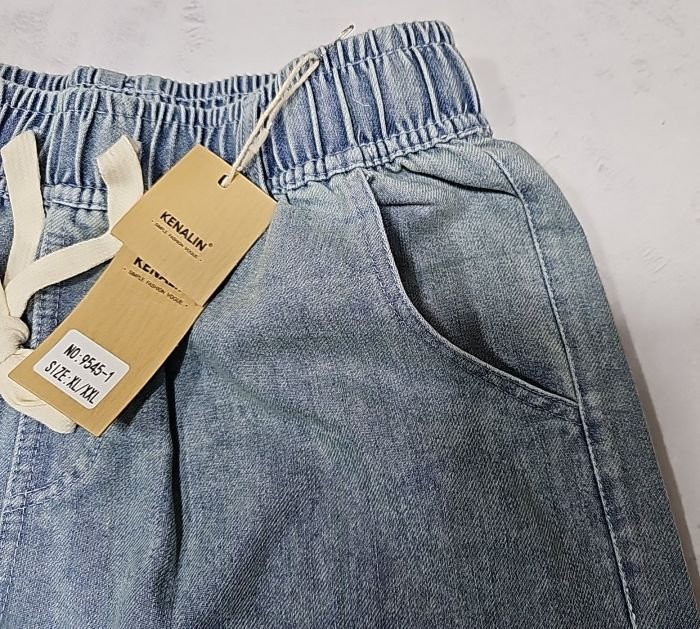 Джинси "Kenalin" 9545-1 із щільного джинс-котону, спереду та ззаду кишені, пояс на гумці, р. XL/2XL-(44-46), 2XL/3XL-(46-48), 3XL/4XL-(48-50), 4XL/5XL-(50-52) -(уп. 1 шт)