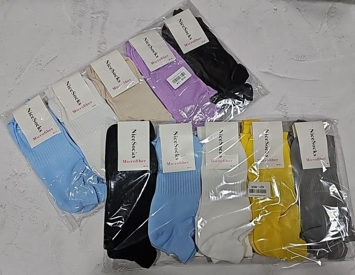Шкарпетки "NiceSocks" 421-MIX мікрофібра жіночі, р. 36-40 -випадкове асорті кольорів -(Кольорові з виступом /язичком ззаду + посередині гумка фіксатор) -уп. 10 шт