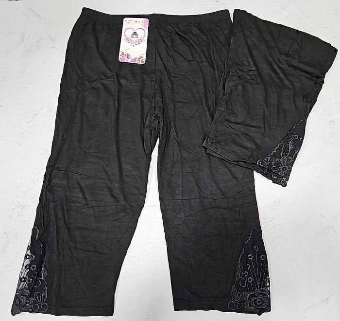 Бриджі "Алія /ALIA" 776-1 бавовняні +знизу з боків вишивка з сіточкою, р. 3XL-(50-54), 4XL-(52-56), 5XL-(54-58) -(чорні)