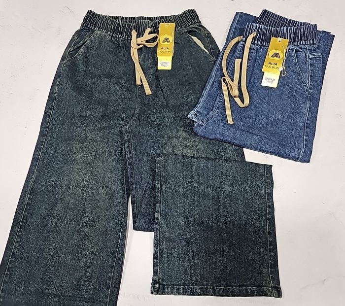 Джинси "ALIA" 9131 із щільного стрейч-котону вільного крою, спереду та ззаду кишені, пояс на гумці, р. M-(40-44) -(уп. 1 шт)