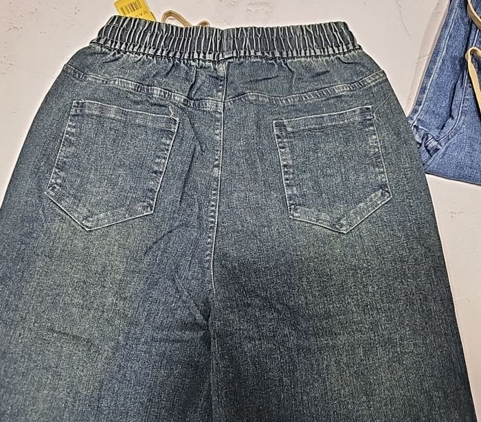 Джинси "ALIA" 9131 із щільного стрейч-котону вільного крою, спереду та ззаду кишені, пояс на гумці, р. M-(40-44) -(уп. 1 шт)