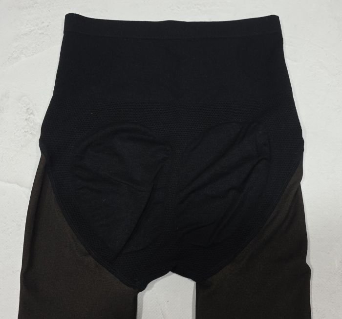 Колготки "Корона" KW-2008-3 /42-48 гладкі капронові з імітацією тонких, щільність 1800 den на бежевій основі з ефектом голих ніжок 40 ден, зверху підтримуючі трусики з ефектом push-up, на р-р: 42-46 -(чорні) -уп. 1 шт