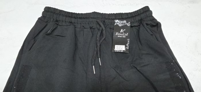 Прогулянкові брючні штани "KENALIN" 9671-2 з широким низом, верх на резинці +з боків лампаси з чорних камінчиків +спереду з боків кишені, р. 2XL/3XL-(46-50), 3XL/4XL-(48-52), 4XL/5XL-(50-54), 5XL/6XL-(52-56) -(чорні) -уп. 1 шт