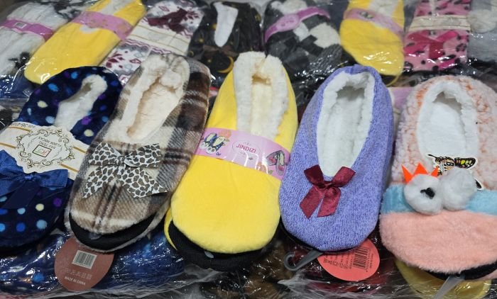 Тапки-чуні домашні TMG-7735 коротенькі утеплені на м'якій підошві, р. 36-41 -асорті -(Короткі -в упаковці різний випадковий мікс) -уп. 12 шт