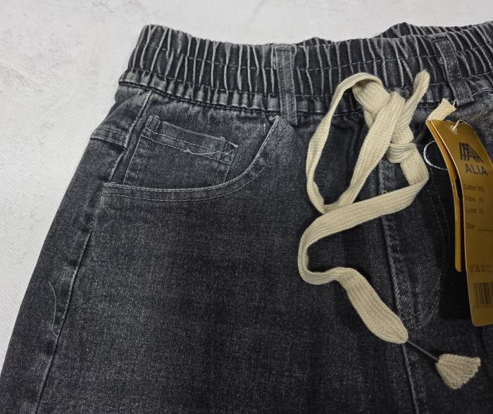Джинси "ALIA" GN-9165 напівбатальні із щільного стрейч-котону, вільного крою зі звуженням донизу, спереду та ззаду кишені, пояс на гумці, р. M-26, L-27, XL-28, 2XL-29, 3XL-30, 4XL-31 -(уп. 1 шт)