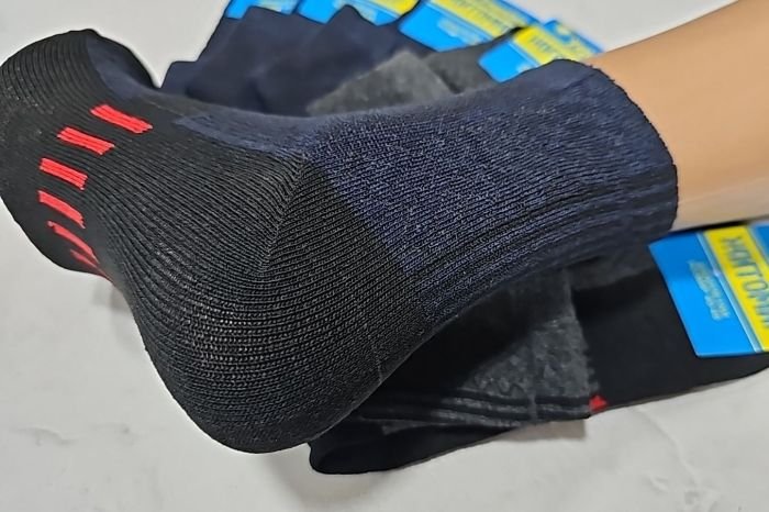 Шкарпетки Житомир "Преміум" 307-2 стрейч чоловічі, р. 40-45 -(комбіновані /з рельєфним візерунком + яскраві смужки на підошві -стрейч) -уп. 12 шт