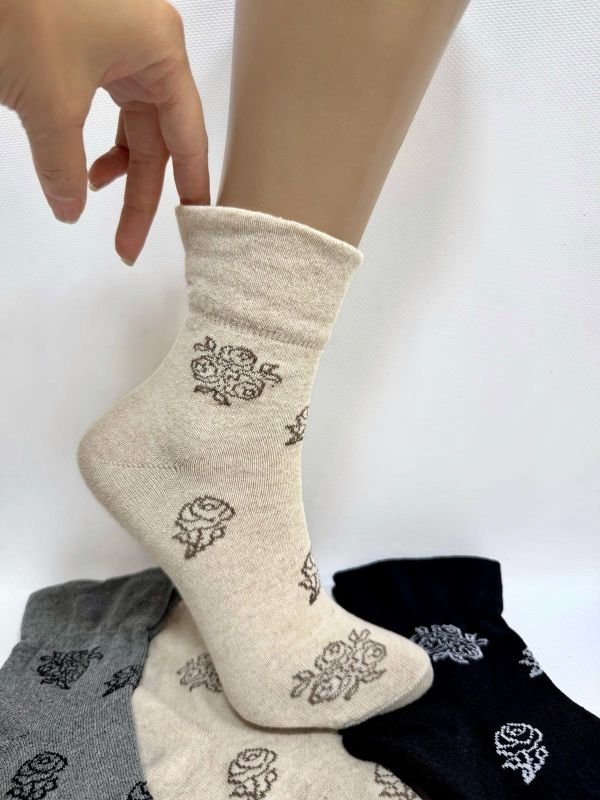 Шкарпетки Житомир "LIMERENCE" 413-6 стрейч жіночі "Без гумки", р. 36-40 -асорті -(б/р -з широким верхом +букети троянд по всій шкарпетці -жіночі -стрейч)