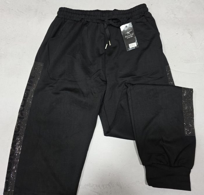 Прогулянкові штани "Kenalin" 9670-11b /1b батал, низ на широкому манжеті +верх на резинці +з боків широкі лампаси з камінчиків та написом +кишені, р. 5XL/6XL-(52-54), 6XL/7XL-(54-56) -(чорні)