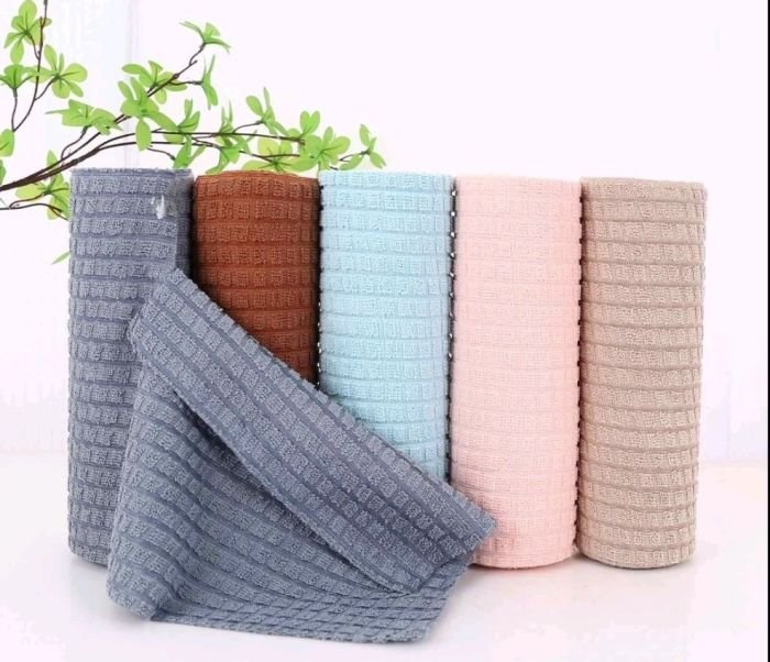 Серветки у рулоні 3266-120 мікрофібра, р. 25*25 -(У клітинку /1 рулон =20 шт -Без вибору кольору!!!)