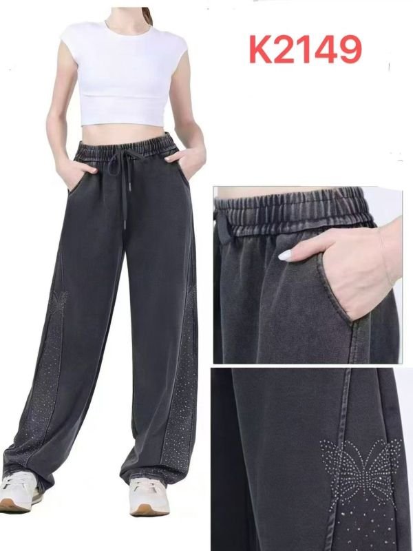 Прогулянкові штани "ALIA" К-2149 трикотажні з ефектом варки, зі стразами та візерунком з боків, вільного крою та з широким низом, верх на резинці +з боків кишені, р. S-(46), M-(48), XL-(50) , 2XL-(52), 3XL-(54) -(сіро-чорний мікс)