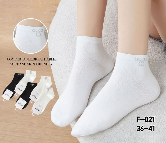 Шкарпетки Туреччина "FASHION" F-021 стрейч /cotton жіночі, р. 36-41 -асорті -(Укорочені -чорні та білі +на гумці збоку мікс різних написів з камінцями) -уп. 10 шт